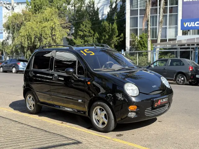Carro CAOA Chery QQ 2015 1.0 12V Act