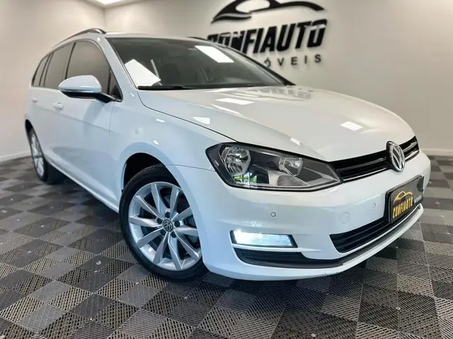 Carro Volkswagen Golf Variant 2015 Comfortline 1.4 TSi DSG BlueM.