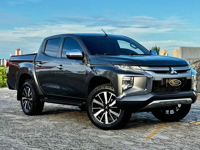Carro Mitsubishi L200 Triton Sport 2022 GL 2.4 DID-H 4x4 (Aut)
