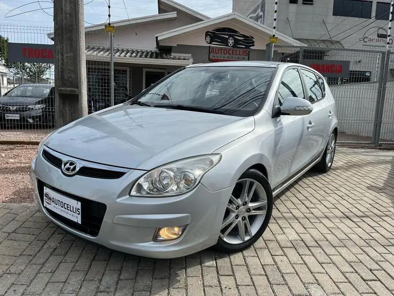 Hyundai i30 2.0 16V (aut)