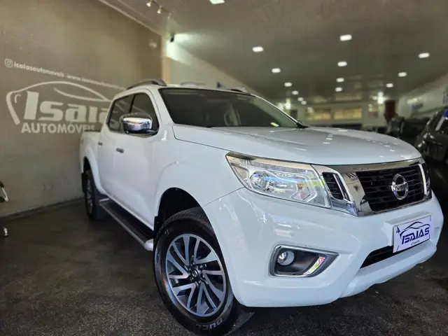 Carro Nissan Frontier 2021 2.3 TD CD LE 4x4 (Aut)