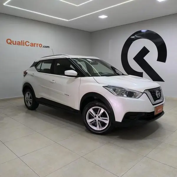 Nissan Kicks 1.6 S (Flex)