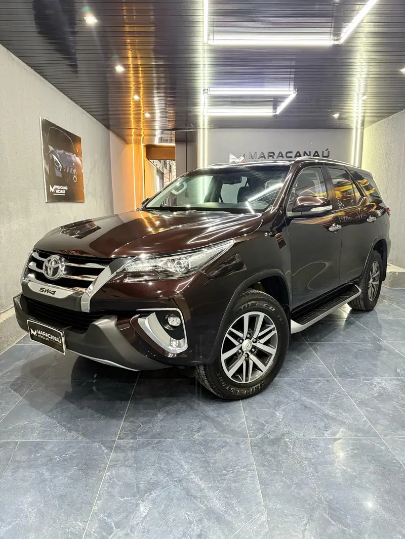 Toyota SW4 2.8 TDI SRX 5L 4x4 (Aut)