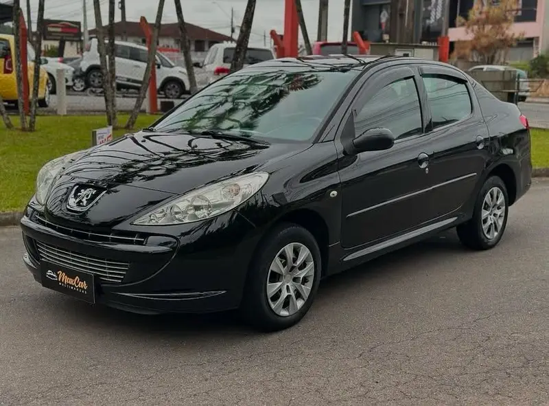 Peugeot 207 Sedan 207 Passion XR 1.4 8V (flex)
