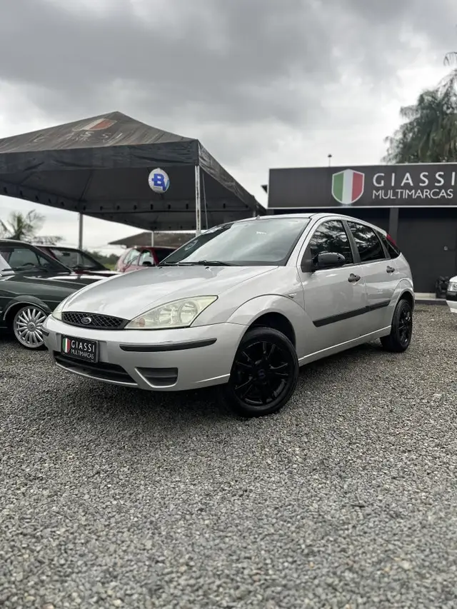 Carro Ford Focus Hatch 2009 GL 1.6 8V (Flex)