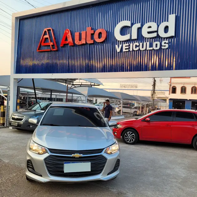 Carro Chevrolet Onix 2023 LT 1.0