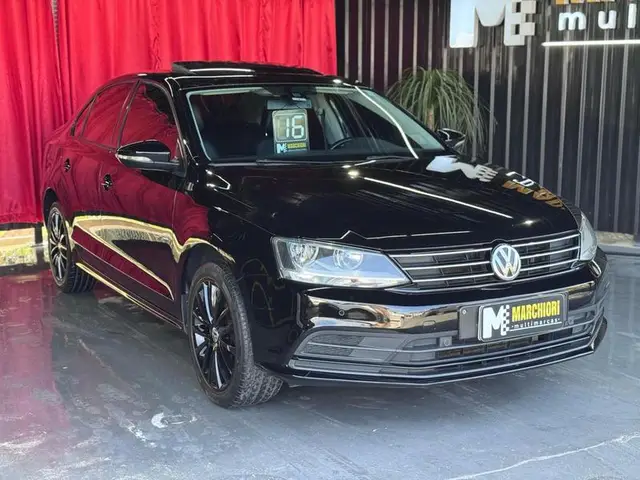 Carro Volkswagen Jetta 2016 2.0 Comfortline Tiptronic (Flex)