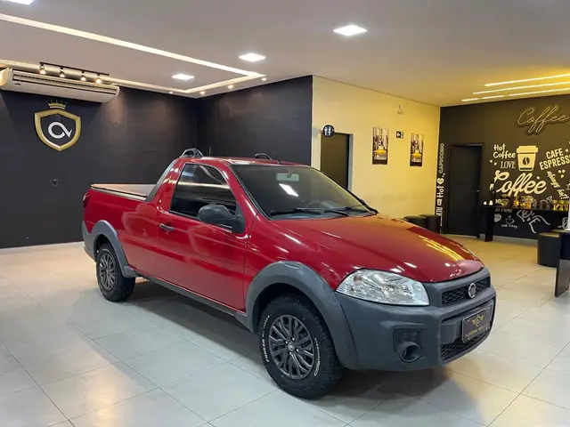 Carro Fiat Strada 2015 Working 1.4 (Flex)