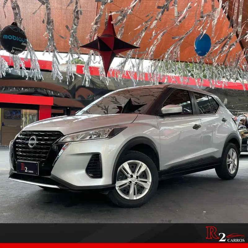 Nissan Kicks 1.6 Active CVT (flex)