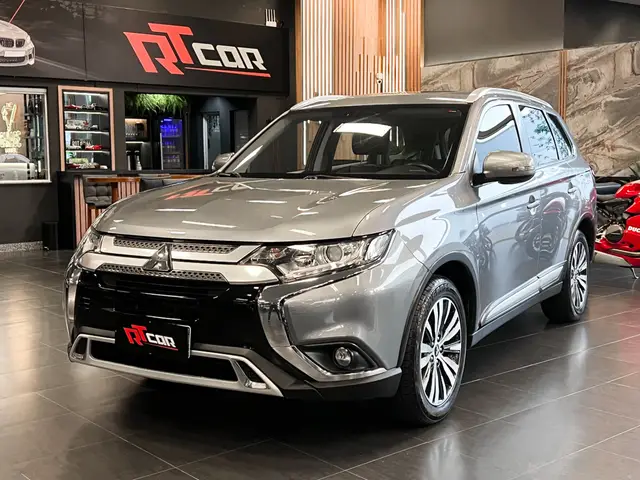 Carro Mitsubishi Outlander 2019 2.0 HPE 7L CVT
