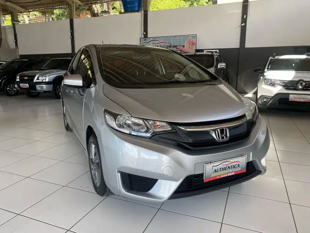 Carro Honda Fit 2015 1.5 16v LX (Flex)