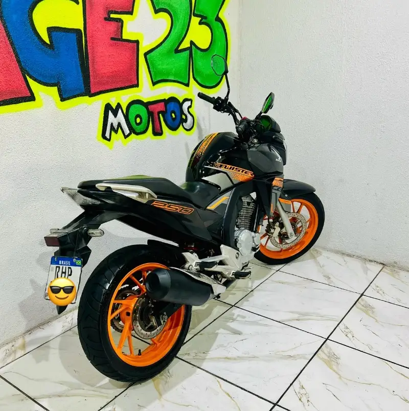 Honda (CBS)
