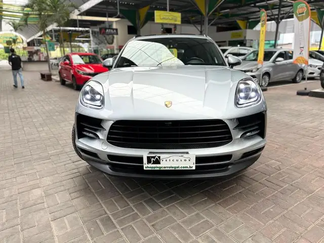 Carro Porsche Macan 2021 2.0 Turbo (Aut)