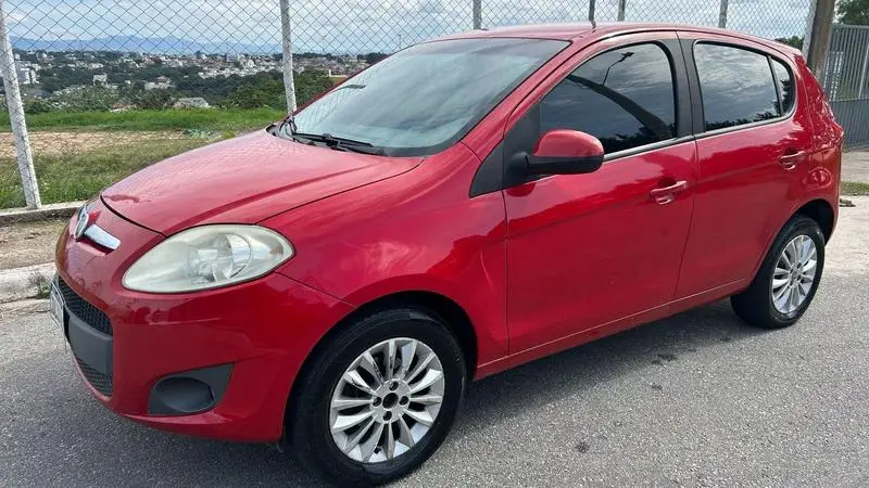 Fiat Palio Attractive 1.0 8V (Flex)
