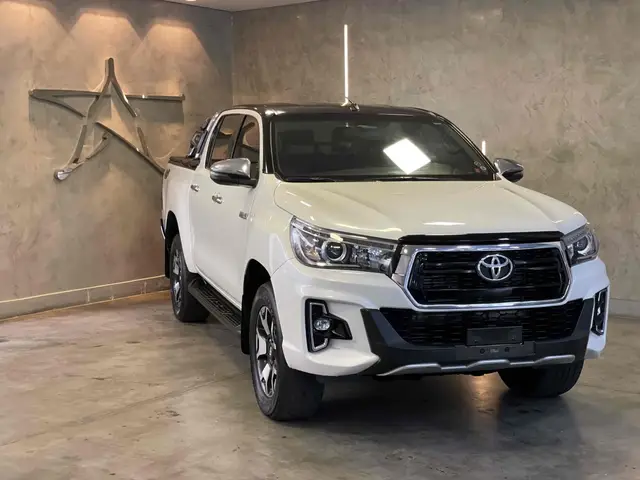 Carro Toyota Hilux Cabine Dupla 2020 Hilux 2.8 TDI SRX CD 4x4 (Aut)