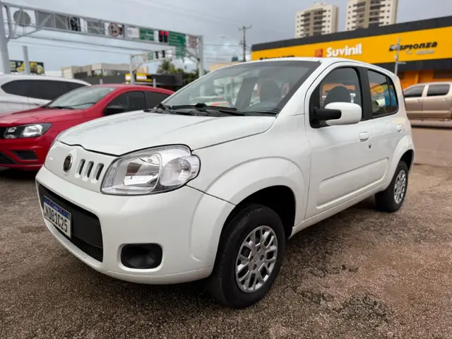 Carro Fiat Uno 2012 Vivace 1.0 8V (Flex) 4p