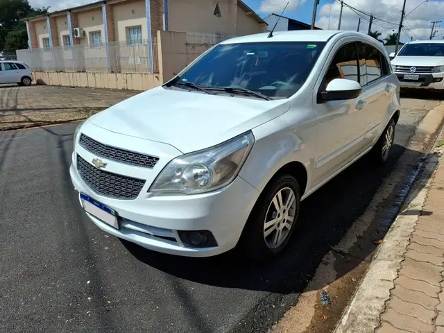 Carro Chevrolet Agile 2013 LTZ 1.4 8V (Flex)