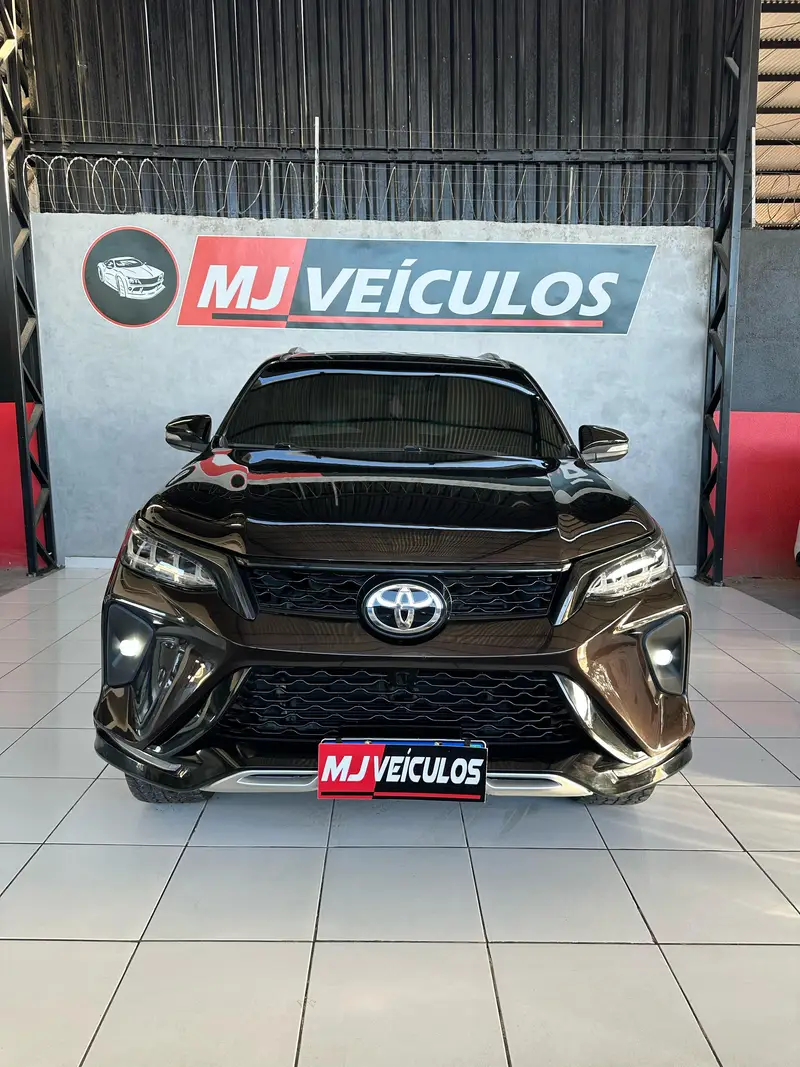 Toyota SW4 2.8 TDI SRX 7L 4x4 (Aut)