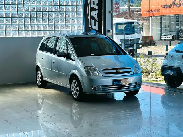 Carro Chevrolet Meriva 2012 Premium 1.8 (Flex) (easytronic)