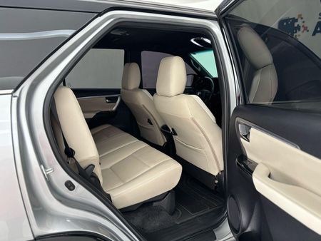 SW4 Diamond  2.8 turbodiesel 7L 4x4 (Aut)