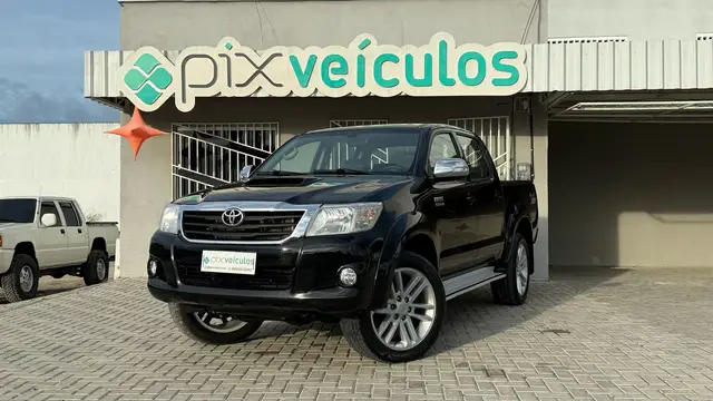 Carro Toyota Hilux Cabine Dupla 2015 Hilux 3.0 TDI 4x4 CD SRV (Aut)
