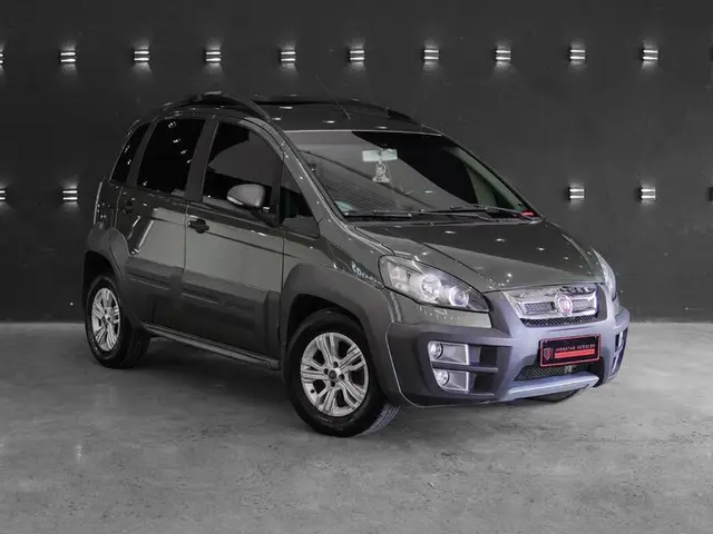 Carro Fiat Idea 2014 Adventure 1.8 16V E.TorQ (Flex)