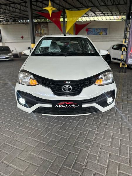 Etios Sedan Platinum 1.5 (Aut) (Flex)