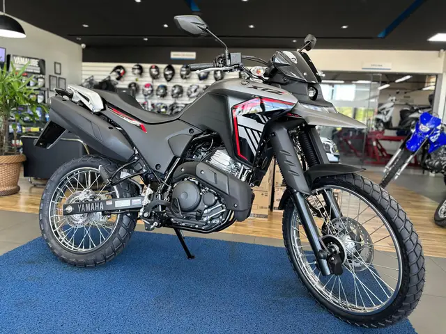 Moto Yamaha XTZ 250 Lander 2025 Connected