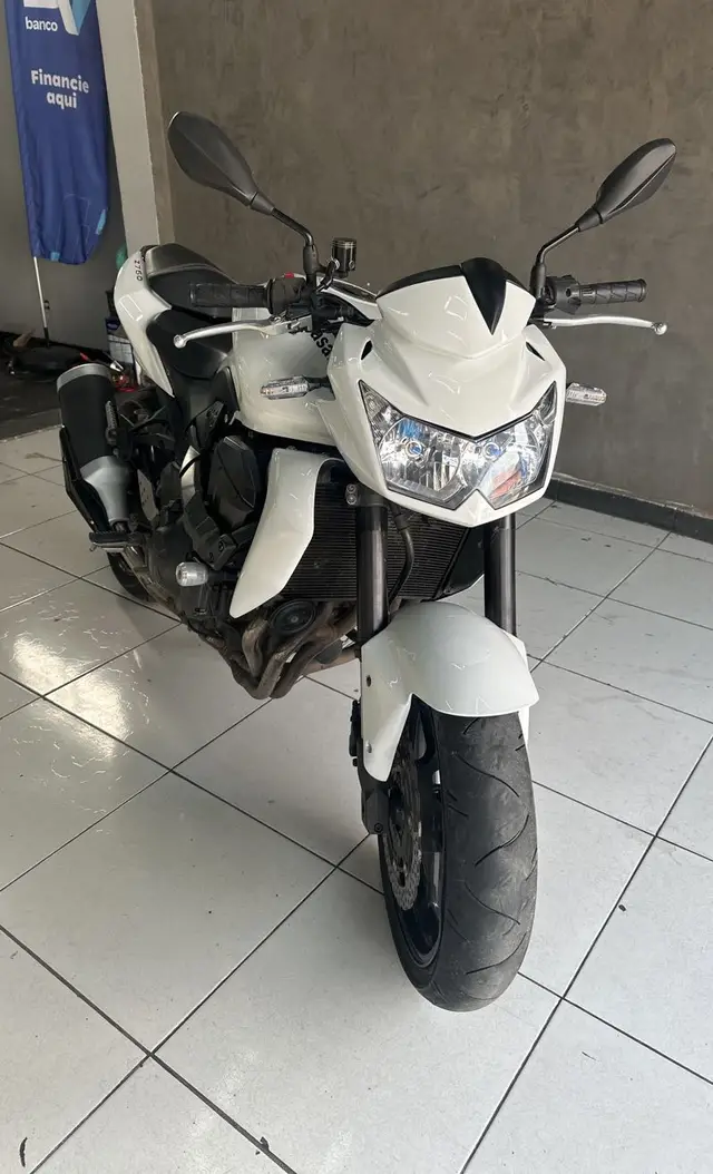 Moto Kawasaki Z 750 2010 (ABS)