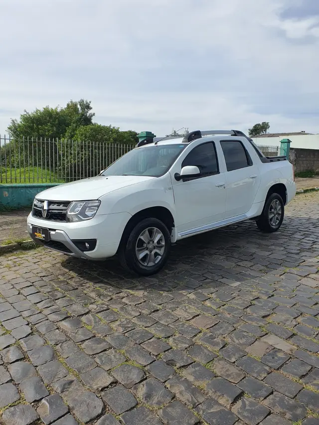Carro Renault Duster Oroch 2017 2.0 16V Dynamique (Aut) (Flex)