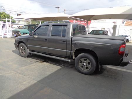 S10 Cabine Dupla S10 Luxe 4x2 2.8 (Cab Dupla)