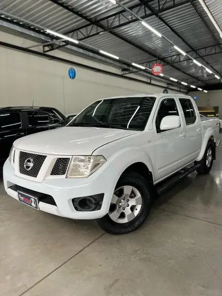 Carro Nissan Frontier 2014 2.5 TD CD 4x4 S