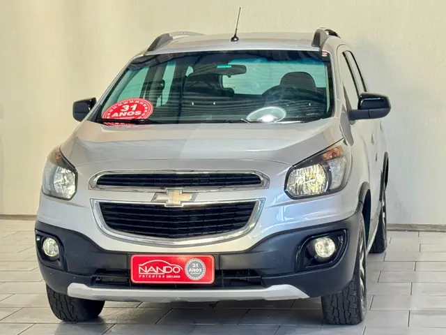 Carro Chevrolet Spin 2016 Activ 1.8 (Flex)