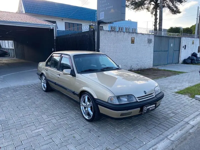 Chevrolet Monza Sedan GLS 2.0 EFi