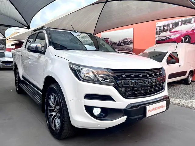 Carro Chevrolet S10 Cabine Dupla 2017 S10 2.8 CTDI High Country 4WD (Cabine Dupla) (Aut)
