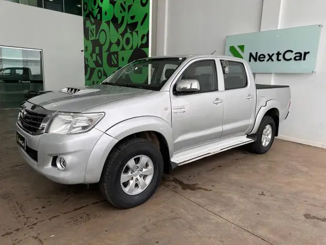Carro Toyota Hilux SW4 2014 3.0 TDI 4x4 SR 5L