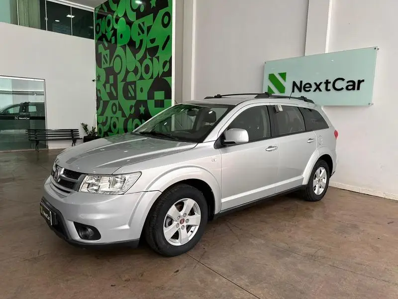 Fiat Freemont 2.4 16V Precision (Aut)