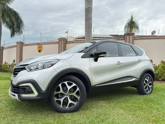 Carro Renault Captur 2023 Intense 1.3 Turbo (flex) (Aut)