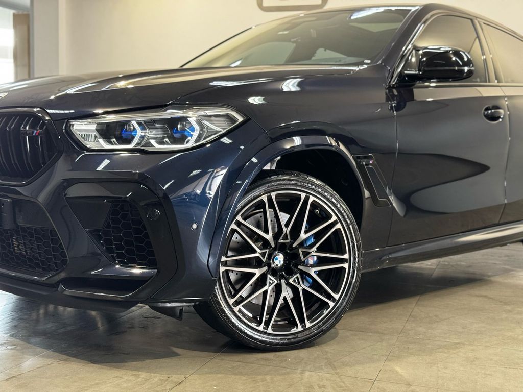 X6 Competition BI-TB 625CV (Automático)