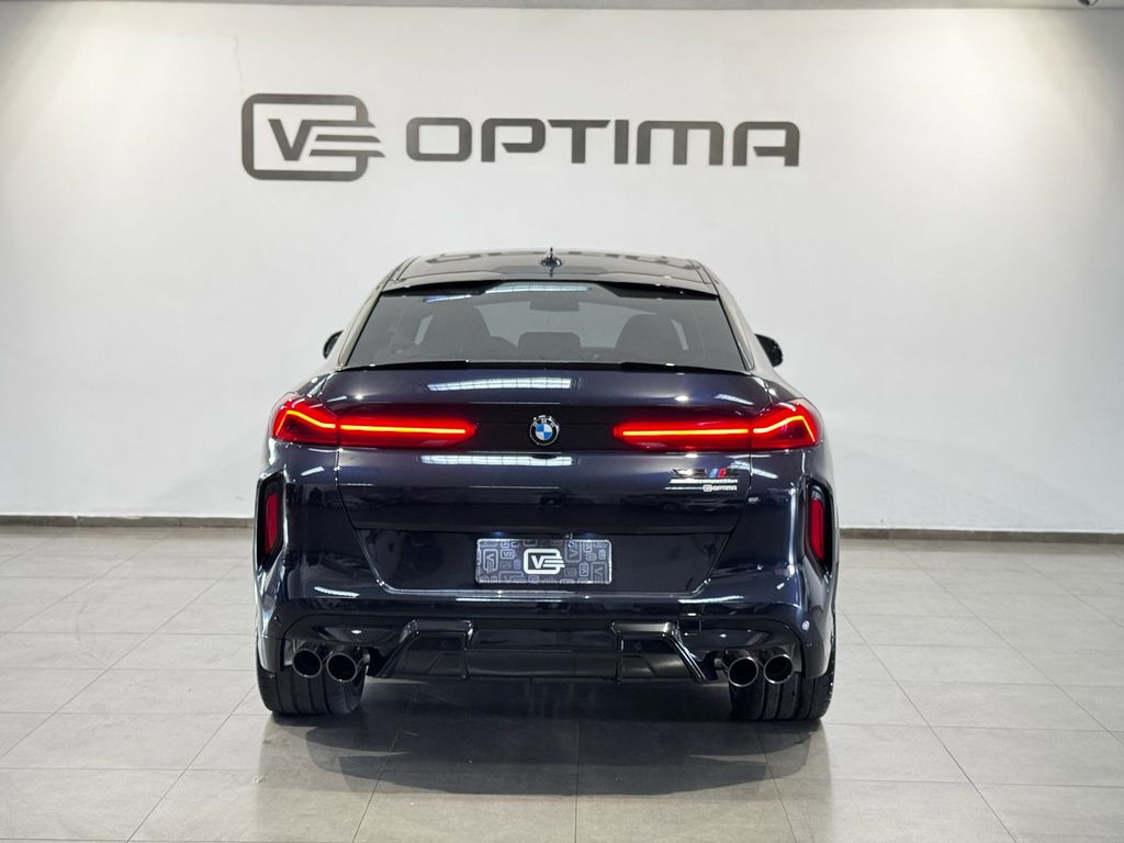 X6 Competition BI-TB 625CV (Automático)