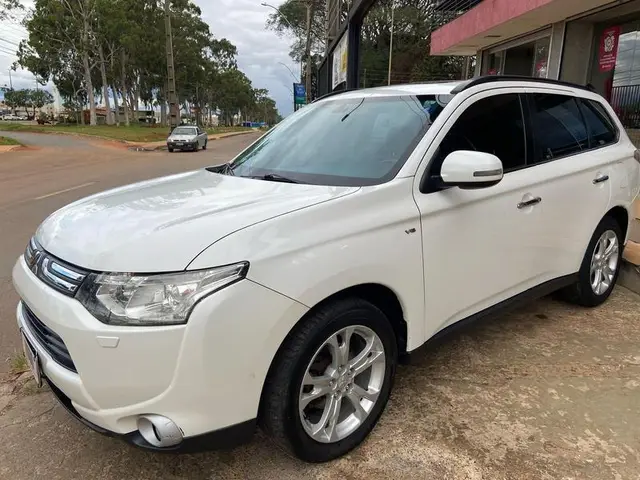 Carro Mitsubishi Outlander 2014 GT 4WD 3.0 V6 (Aut)