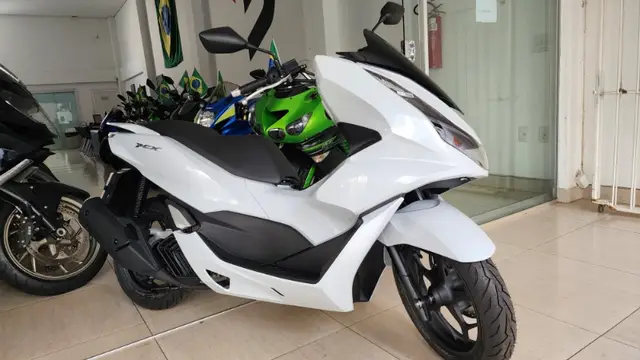 Carro Honda PCX 160 2025 ABS