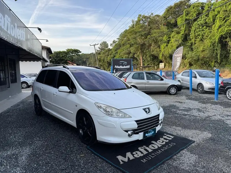 Peugeot 307 Hatch. Feline 2.0 16V (aut)