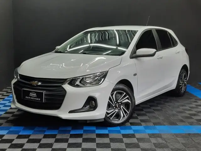 Carro Chevrolet Onix 2024 LT 1.0