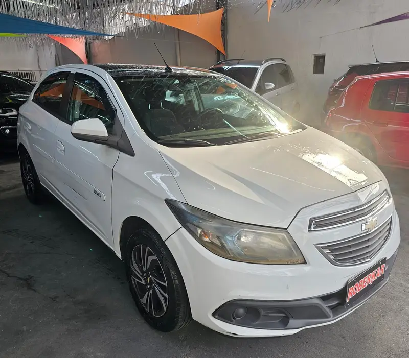 Chevrolet Onix 1.4 LT SPE/4