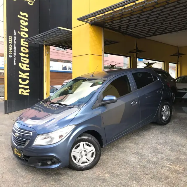 Carro Chevrolet Onix 2014 1.0 LT SPE/4