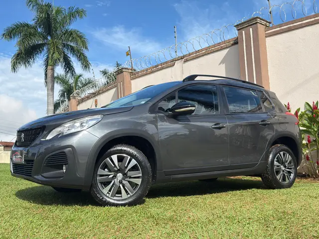 Carro Peugeot 2008 2022 Allure Pack 1.6