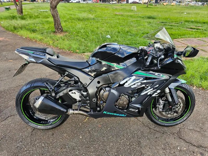 Kawasaki Ninja Zx 10R