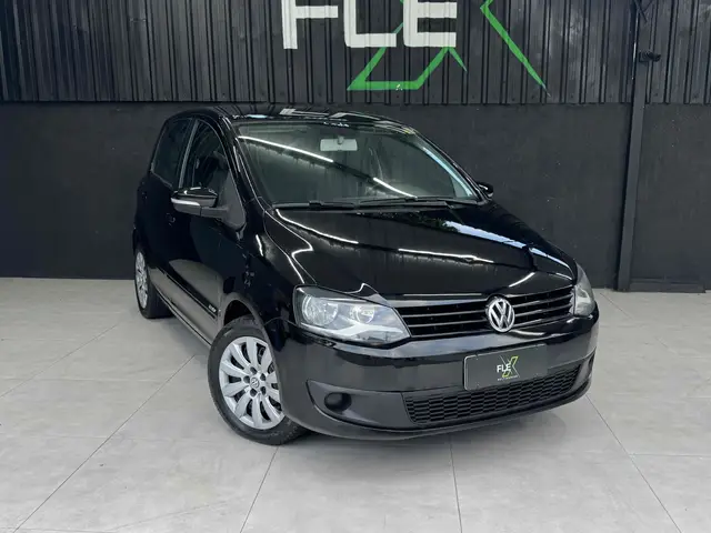 Carro Volkswagen Fox 2014 1.6 VHT (Flex)