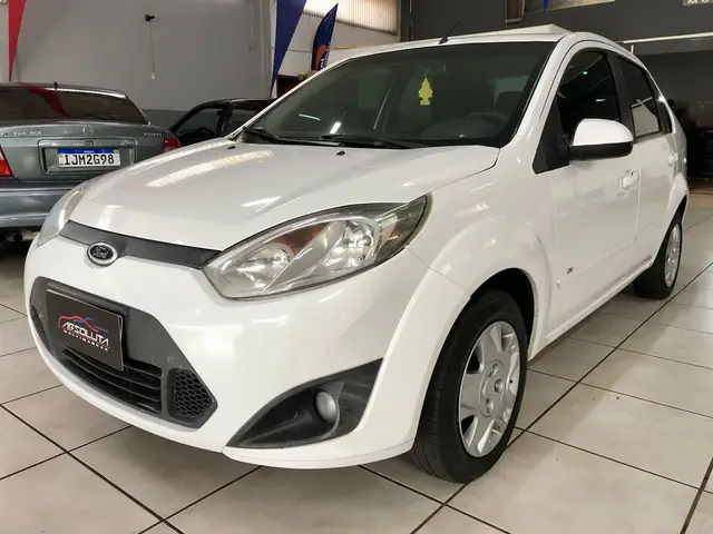 Carro Ford Fiesta Sedan 2014 SE 1.6 Rocam (Flex)
